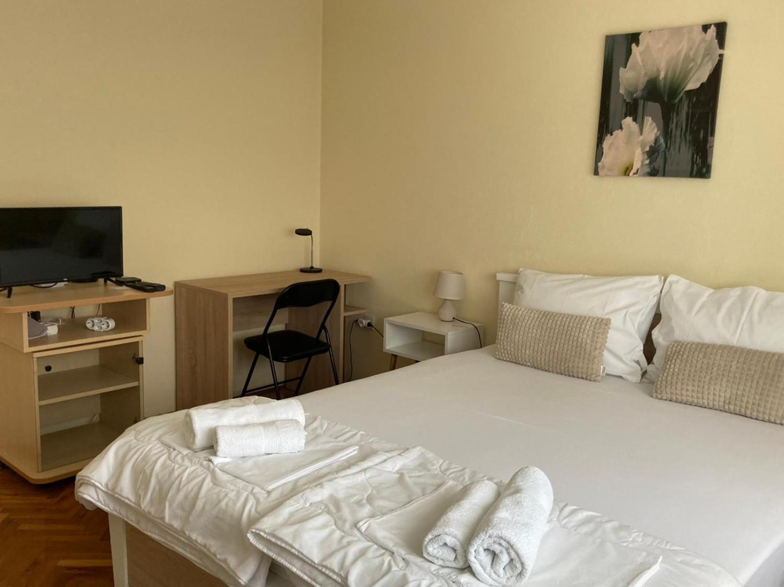 Haus Apartman Zajecar M&L Habitación foto