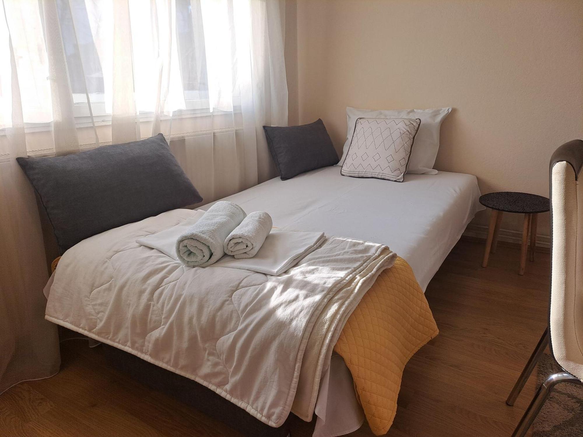 Haus Apartman Zajecar M&L Habitación foto
