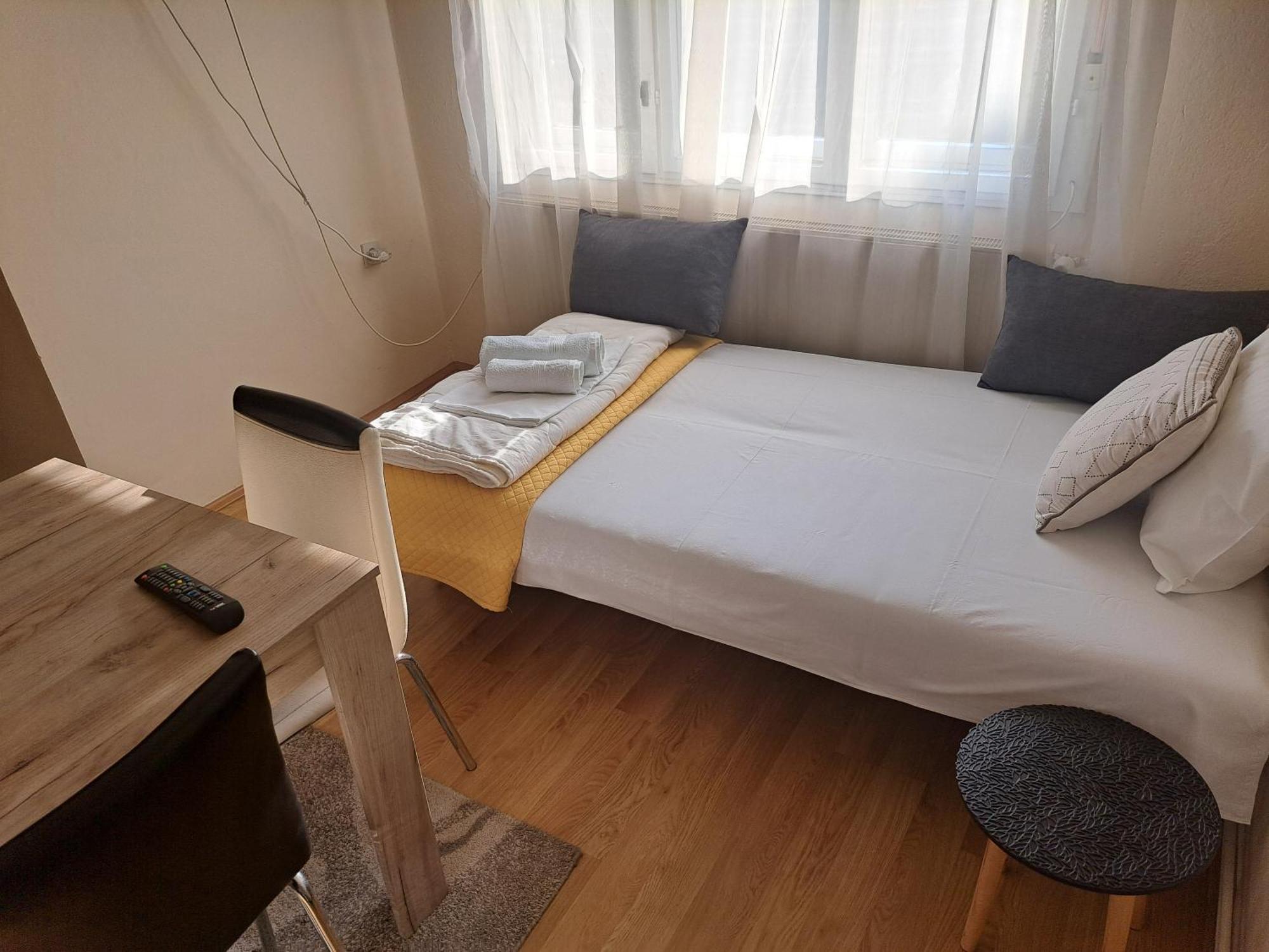 Haus Apartman Zajecar M&L Habitación foto